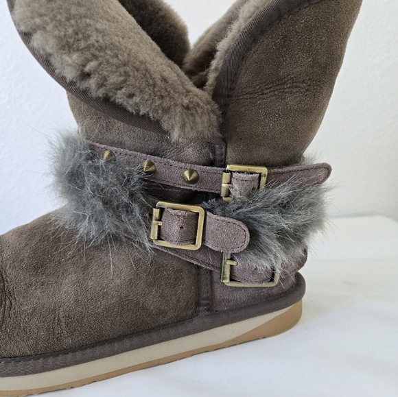 Australia Luxe Hatchet Short Boot Shearling Lining Size 9 in Brown - Picture 9 of 16